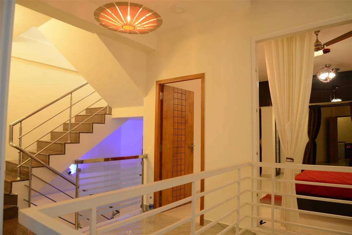 Endee Villa 2 photo 8